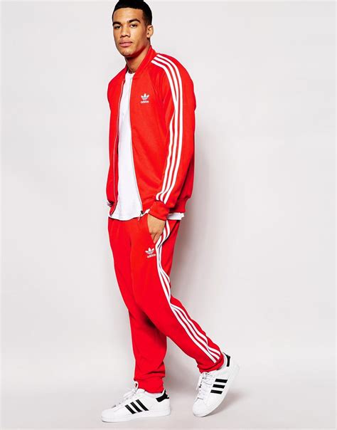 adidas originals anzug rot|Rote adidas Trainingsanzüge & Jogginganzüge online .